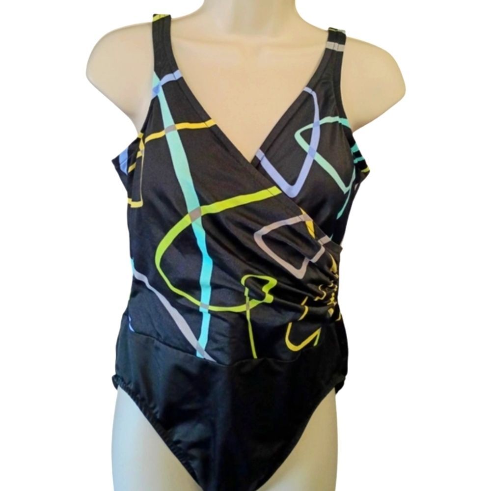 Miraclesuit One Piece Swim Bathing Suit Black Geometric Size 14 Slimming